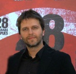Juan Carlos Fresnadillo ha dirigido cintas como "Exterminio 2" y está realizando "Intruders"