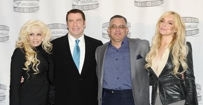 Victoria Gotti, John Travolta, John Gotti y Lindsay Lohan durante la rueda de prensa del film