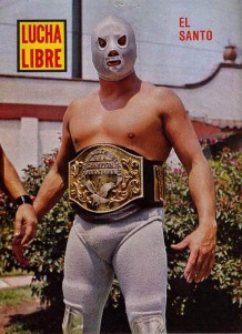 El Santo es considerado el luchador más emblemático de México y realizó varias películas en ese país.