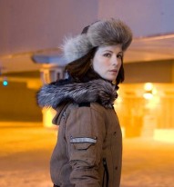 Kate Beckinsale como la alguacil Carrie Stetko en "Whiteout" (Terror en la Antártida) estreno desde este viernes en salas locales.